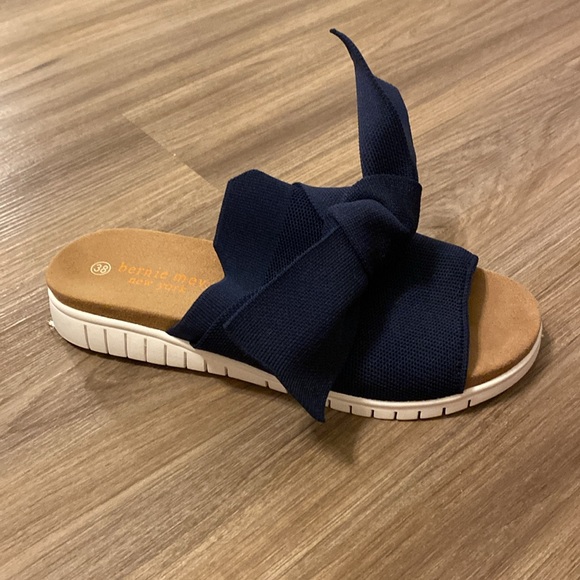 Bernie Mev Knit Freesia Slide‎ Navy Sandals with Bow - Picture 2 of 6